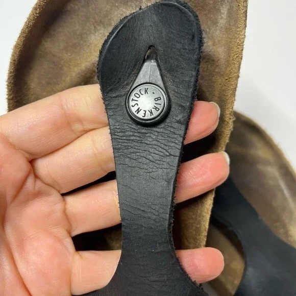 Birkenstock Gizeh Oiled Leather Sandals in Black 40 - Picture 6 of 16